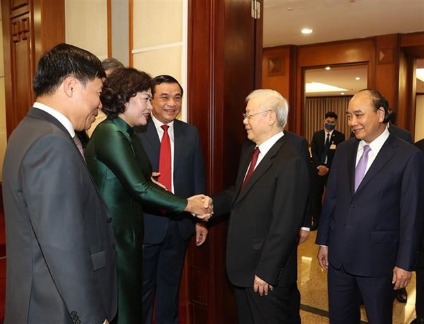 Bế mạc Hội nghị Trung ương 5: Bổ sung Luật Đất đai, khắc phục hạn chế hình ảnh 4 Be mac Hoi nghi Trung uong 5: Bo sung Luat Dat dai, khac phuc han che hinh anh 4