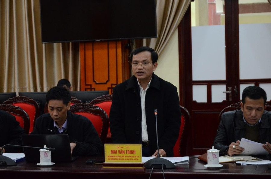 Ông Mai Văn Trinh – Vụ trưởng Vụ Cơ sở Vật chất Bộ GD&ĐT phát biểu tại buổi làm việc. Ảnh Ngô Chuyên. Ông Mai Văn Trinh – Vụ trưởng Vụ Cơ sở Vật chất Bộ GD&ĐT phát biểu tại buổi làm việc. Ảnh Ngô Chuyên.