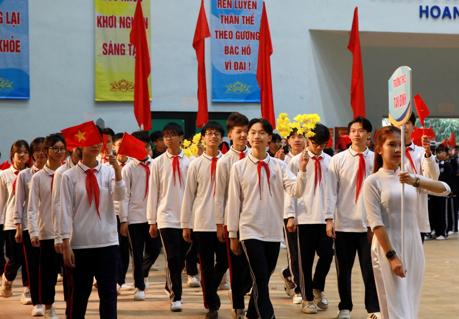 Hội khỏe Phù Đổng là Đại hội thể dục thể thao dành cho học sinh, nhằm tiếp tục duy trì và đẩy mạnh cuộc vận động toàn dân rèn luyện thân thể theo gương Bác Hồ vĩ đại.