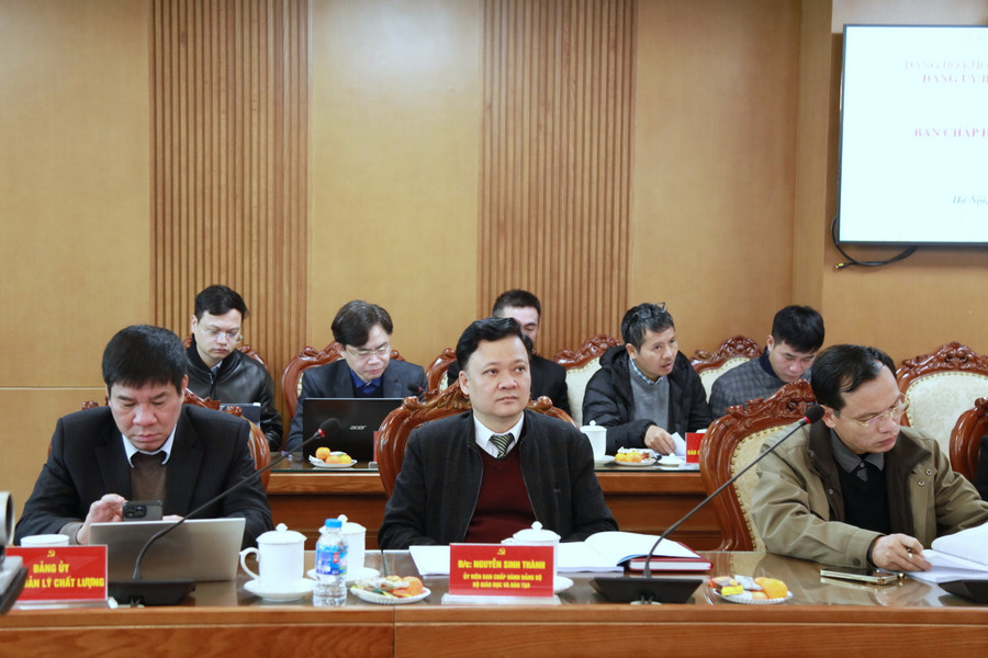 Các đại biểu dự hội nghị.