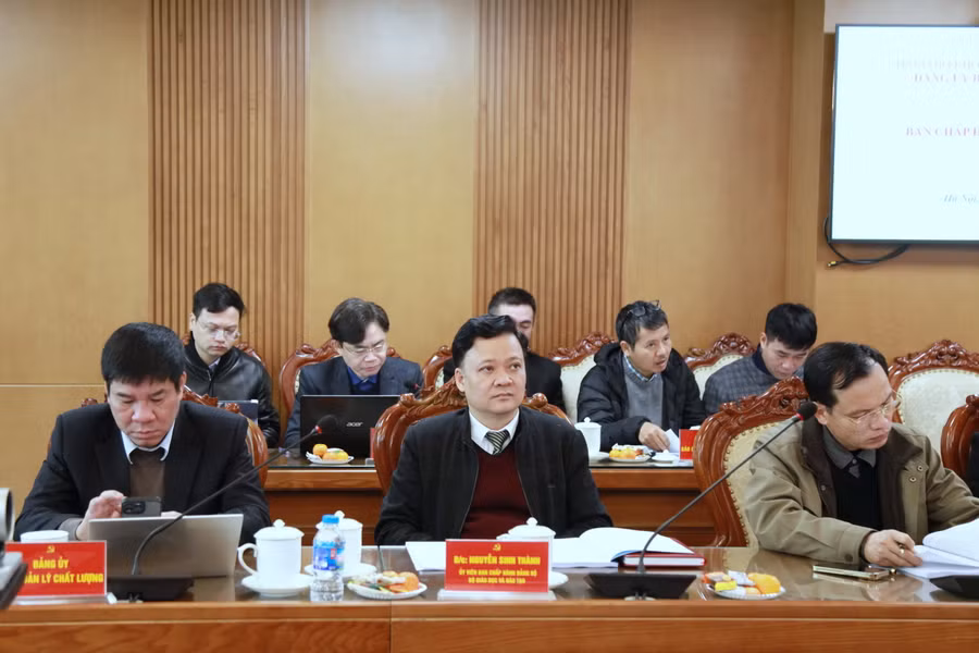 Các đại biểu dự hội nghị.