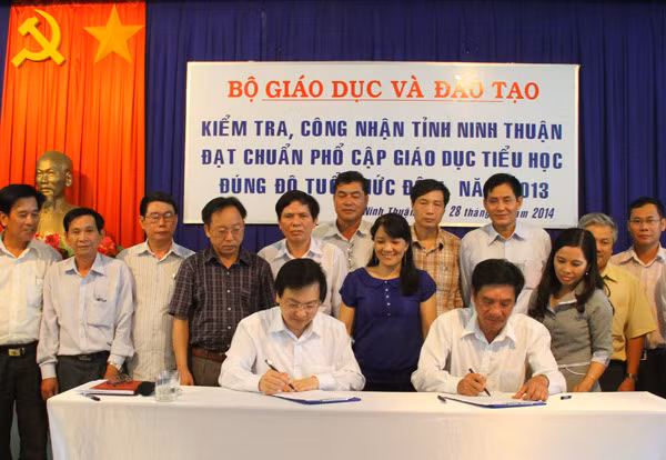 Tỉnh Ninh Thuận đạt chuẩn PCGDTHĐĐT mức độ 1 