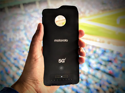 Module Moto Mod hỗ trợ 5G cho Moto Z3của Motorola. Module Moto Mod hỗ trợ 5G cho Moto Z3của Motorola.