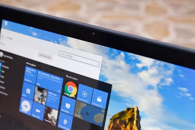 Laptop 14 inch đa năng nhẹ nhất thế giới