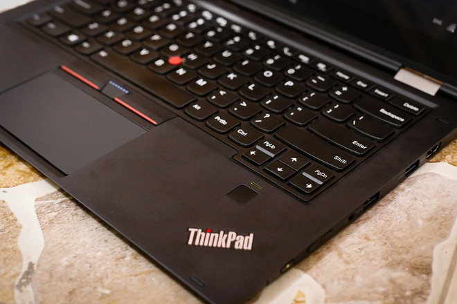 Laptop 14 inch đa năng nhẹ nhất thế giới