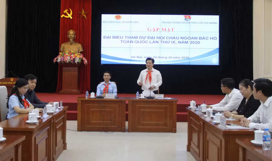 Thứ trưởng Nguyễn Hữu Độ chủ trì buổi gặp mặt