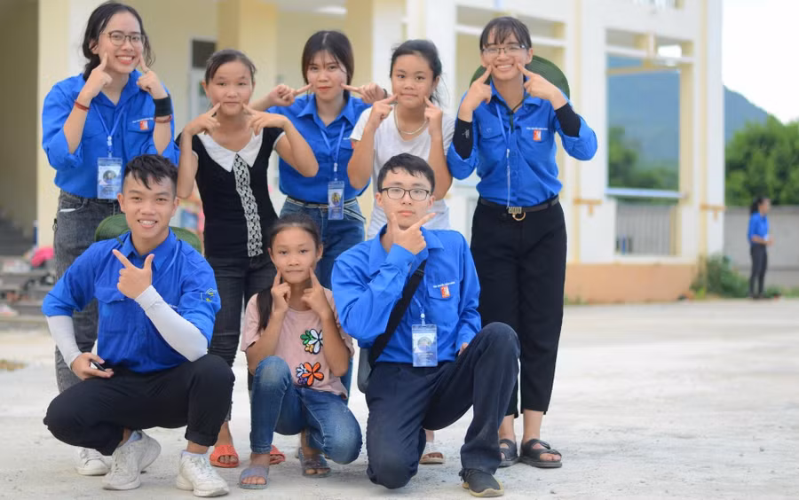 Nguyễn Kim Chi trong một lần tham gia tình nguyện. Ảnh NVCC.