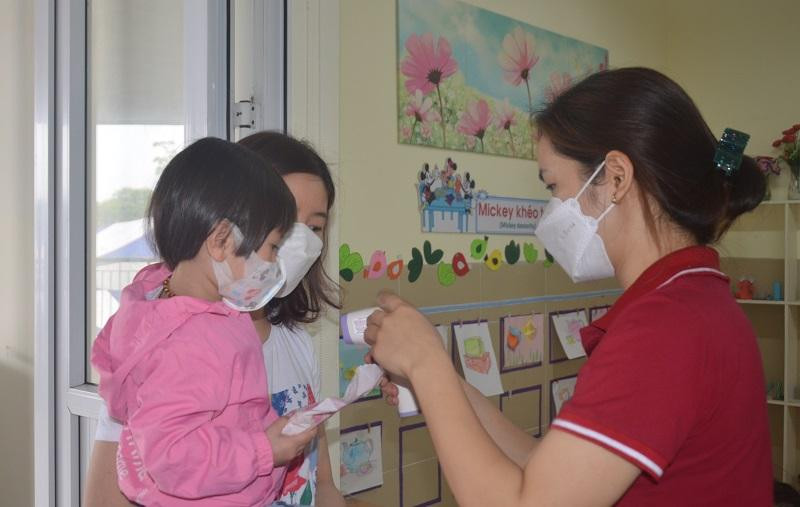 Việc chăm lo để mọi trẻ em mẫu giáo được đến trường, lớp mầm non là trách nhiệm của các cấp, các ngành, của mỗi gia đình và toàn xã hội.