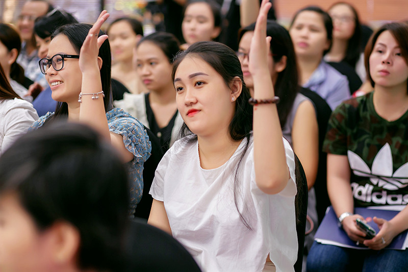 Các giáo viên mầm non tham gia tương tác với các diễn giả