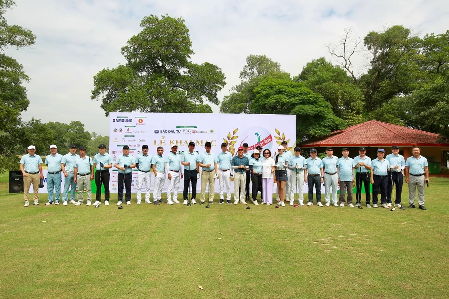 Khởi tranh giải golf lập quỹ học bổng cho học sinh nghèo