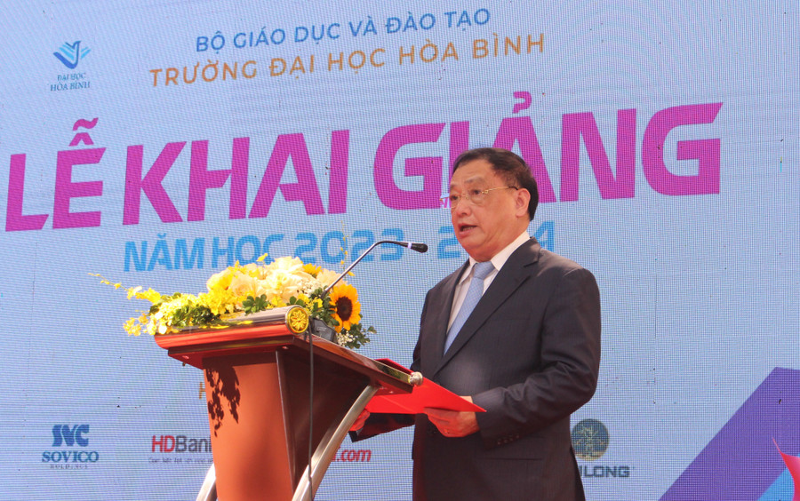 NGND PGS.TS Tô Ngọc Hưng - Hiệu trưởng Trường Đại học Hòa Bình.