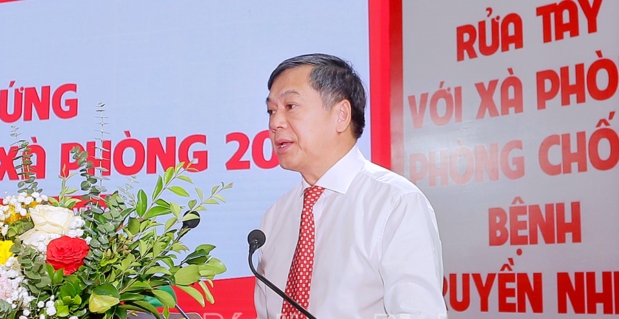 Ông Trần Lê Đoài - Phó Chủ tịch UBND tỉnh phát biểu tại mít tinh hưởng ứng Ngày thế giới rửa tay với xà phòng năm 2023.