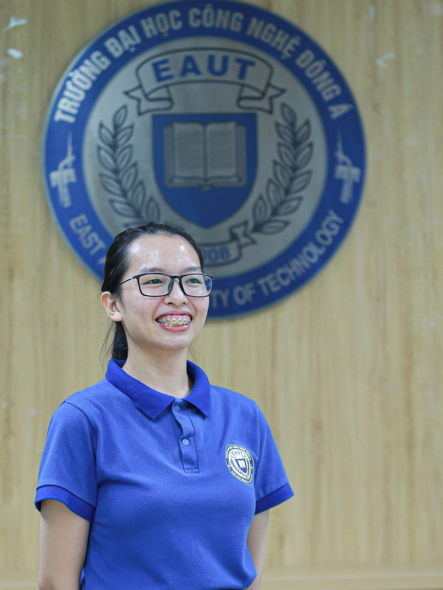 Trường Đại học Công nghệ Đông Á giúp Phương có điều kiện học tập và thực hành ngay tại nhà trường. Trường Đại học Công nghệ Đông Á giúp Phương có điều kiện học tập và thực hành ngay tại nhà trường.