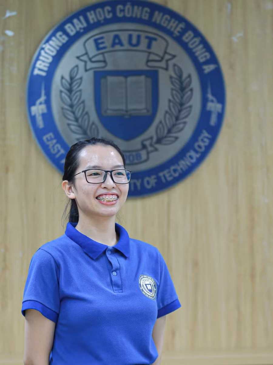 Trường Đại học Công nghệ Đông Á giúp Phương có điều kiện học tập và thực hành ngay tại nhà trường. Trường Đại học Công nghệ Đông Á giúp Phương có điều kiện học tập và thực hành ngay tại nhà trường.