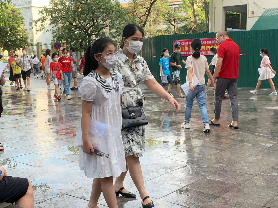 Năm nay, Trường THCS Ngoại ngữ có hơn 2.400 thí sinh đăng ký dự thi.