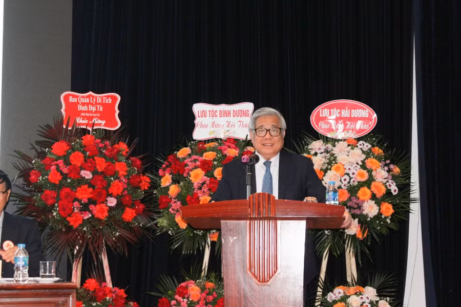 GS. TSKH. Vũ Minh Giang - Phó Chủ tịch Hội Khoa học Lịch sử Việt Nam phát biểu.