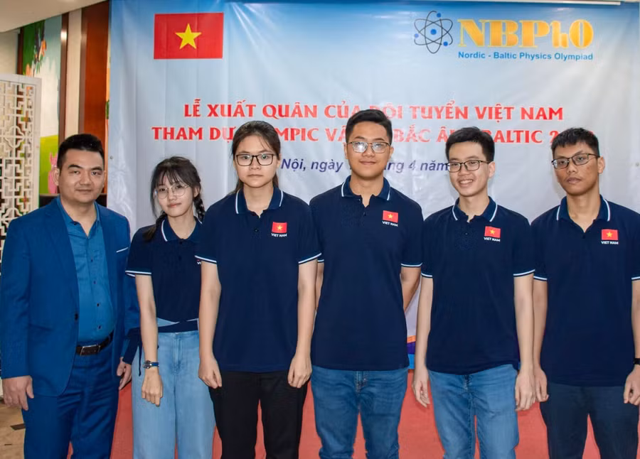 Đội tuyển Việt Nam tham dự kỳ thi Olympic Vật lý Bắc Âu - Baltic 2022