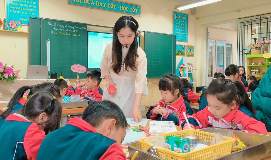 Các tiết học đã được các thày cô giáo về dự đánh giá rất cao. Các tiết học đã được các thày cô giáo về dự đánh giá rất cao.