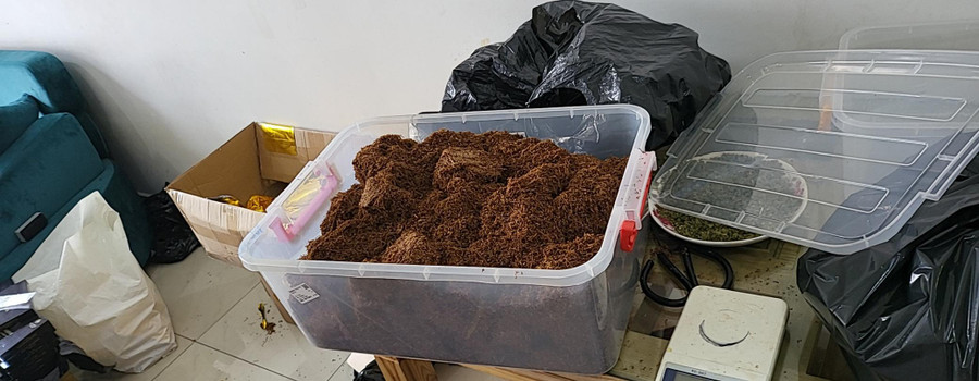 Tang vật cơ quan chức năng thu giữ. Tang vật cơ quan chức năng thu giữ.