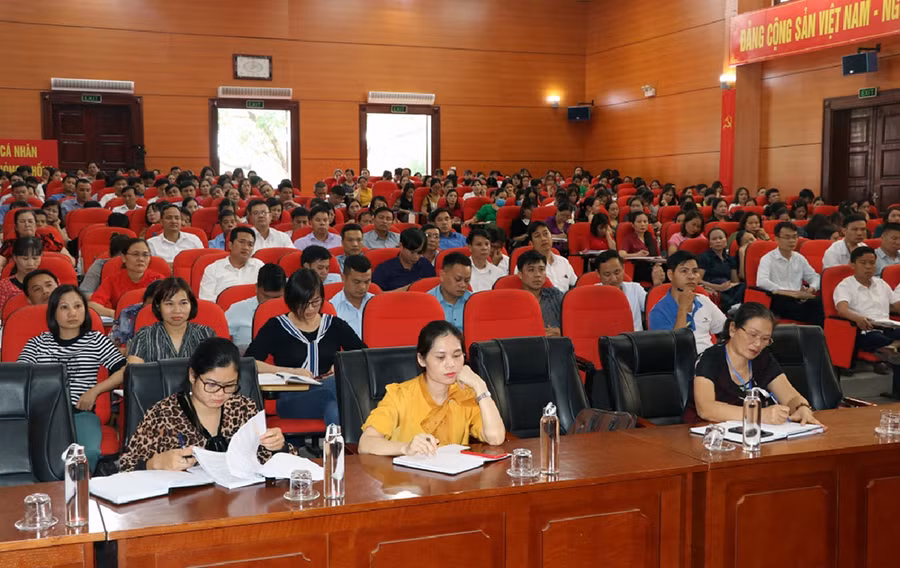 Hội nghị tuyên truyền phổ biến, giáo dục pháp luật tại Phòng GD&ĐT huyện Lục Ngạn (Ảnh tư liệu).