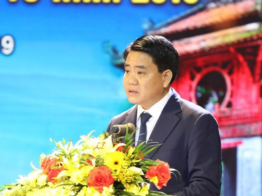 Chủ tịch UBND TP Hà Nội Nguyễn Đức Chung phát biểu tại buổi lễ Chủ tịch UBND TP Hà Nội Nguyễn Đức Chung phát biểu tại buổi lễ
