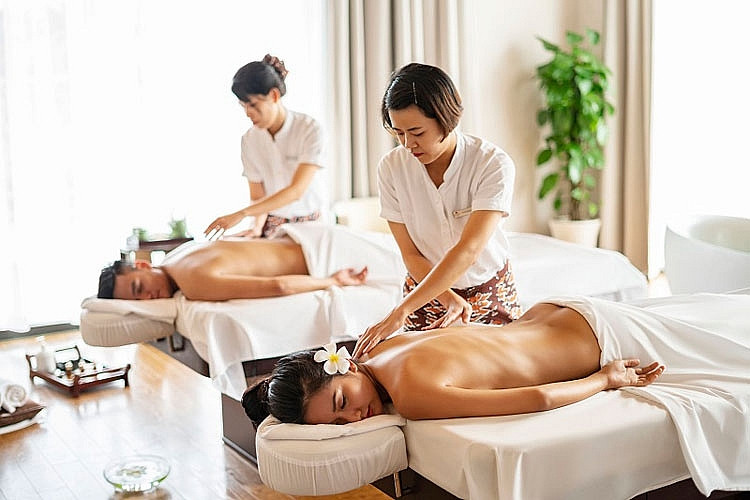 Tận hưởng kỳ nghỉ 5 sao trọn gói cực đỉnh tại Phú Quốc chỉ với 3.800.000 đồng/ngày tan huong ky nghi 5 sao tron goi cuc dinh tai phu quoc chi voi 3800000 dongngay