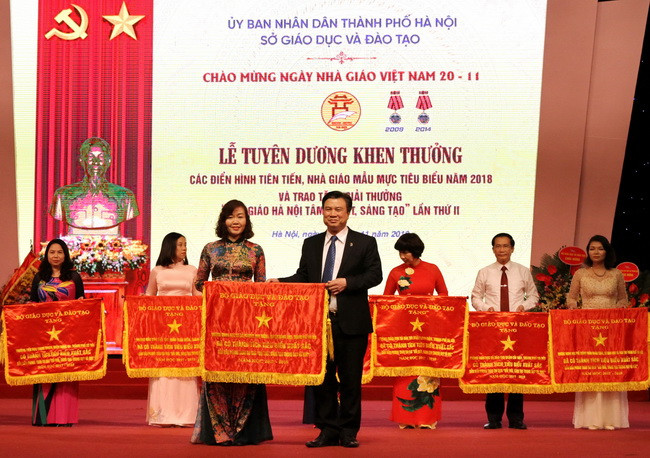 Tôn vinh những nhà giáo tiêu biểu của Thủ đô ảnh 4