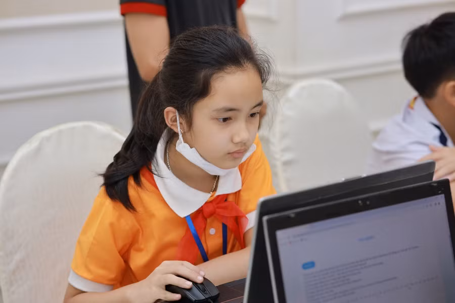 Các thí sinh dự thi cấp quốc gia tại Hà Nội.