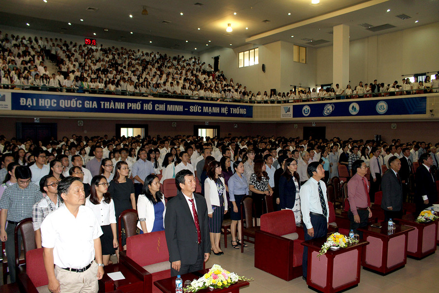 Quang cảnh hội trường buổi lễ khai giảng Quang cảnh hội trường buổi lễ khai giảng