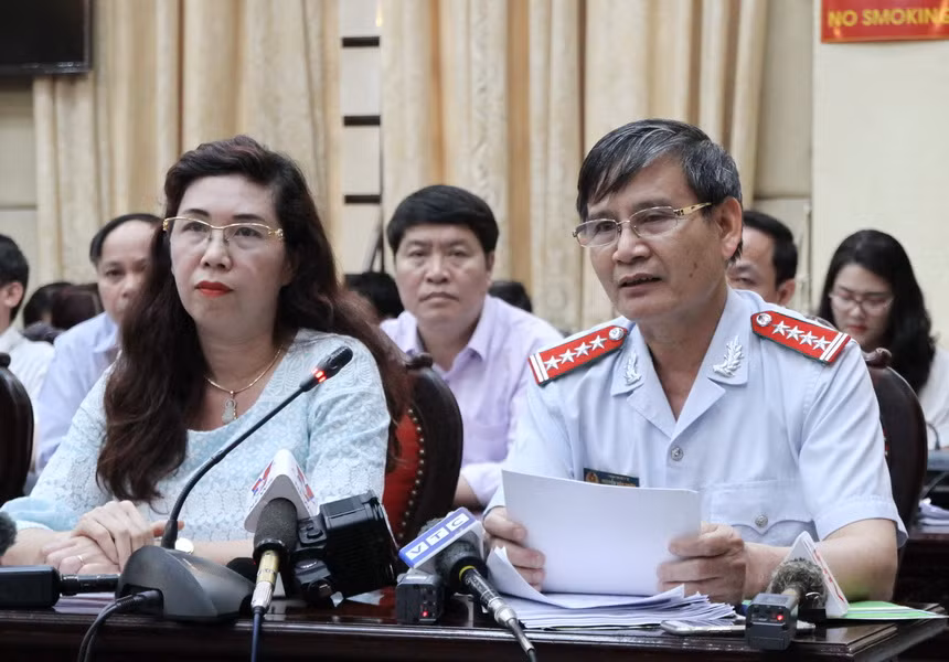 Ông Nguyễn Văn Nhiên đại diện Bộ Y tế cung cấp thông tin về sản phẩm sữa học đường