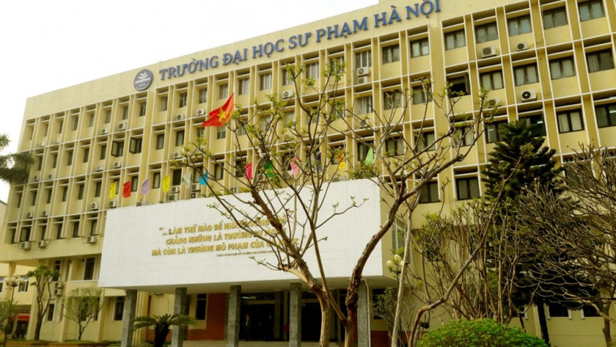 Thủ khoa ĐH Sư phạm Hà Nội do được nâng điểm viết đơn xin thôi học