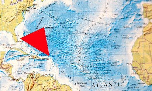 Tam giác Bermuda nằm giữa Florida, Bermuda và Puerto Rico. Tam giác Bermuda nằm giữa Florida, Bermuda và Puerto Rico. Ảnh: Sun.