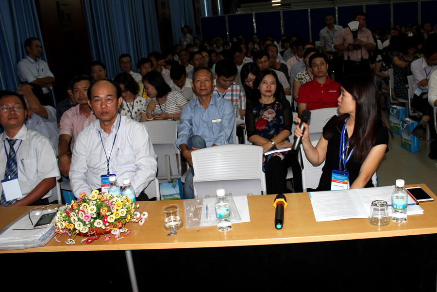 Các đại biểu tham gia hội thảo