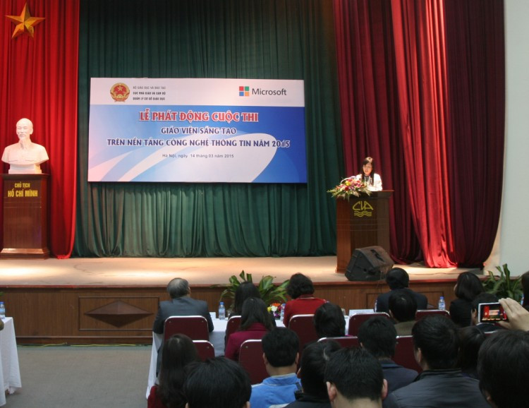 Quang cảnh lễ phát động Quang cảnh lễ phát động