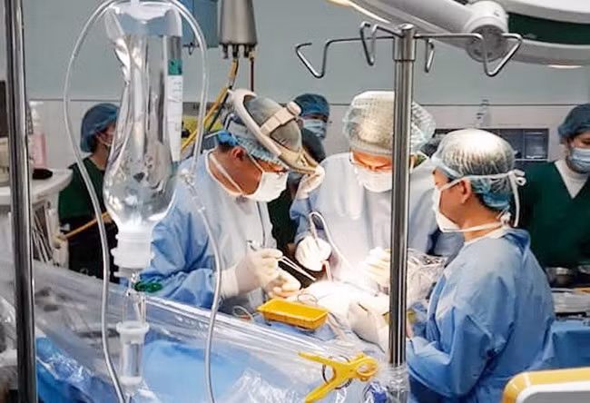 Triển vọng mới của y học Việt Nam