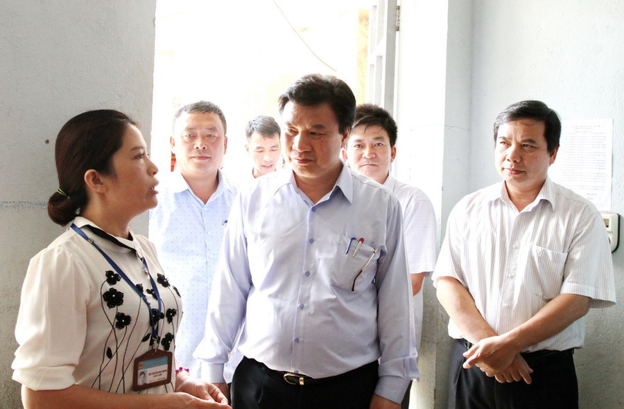 Thầy trò vùng lũ Lai Châu vượt khó chuẩn bị cho năm học mới ảnh 1