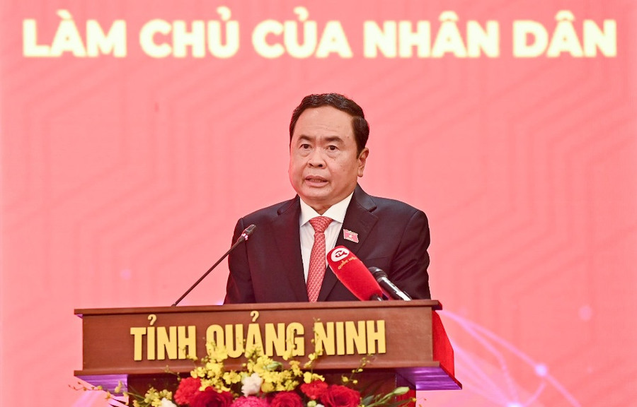 Ủy viên Bộ Chính trị, Phó Chủ tịch Thường trực Quốc hội Trần Thanh Mẫn. Ủy viên Bộ Chính trị, Phó Chủ tịch Thường trực Quốc hội Trần Thanh Mẫn.