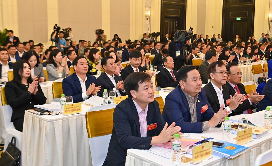 Các đại biểu tham dự hội nghị. Các đại biểu tham dự hội nghị.