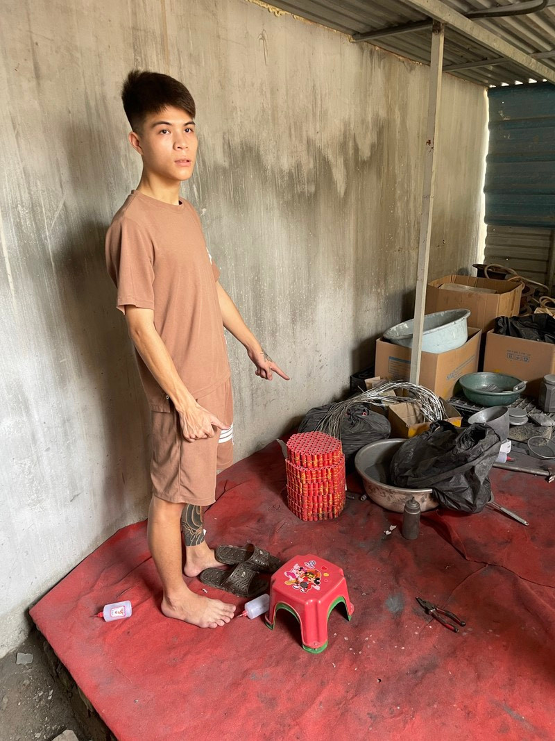 Đối tượng Nguyễn Xuân Trung sản xuất pháo tại nhà.