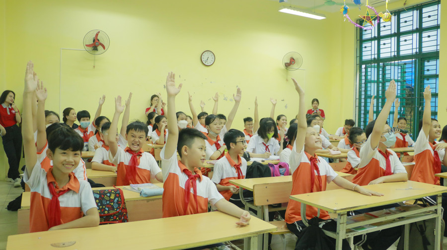 Học sinh trường THCS Lý Thường Kiệt hào hứng trong giờ sinh hoạt ngoại khóa.