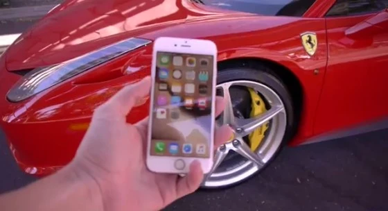 Màn tra tấn iPhone 6S với siêu xe Ferrari