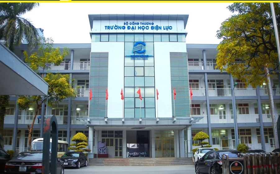 Khuôn viên trường Đại học Điện lực.