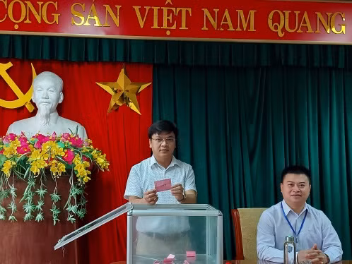 Sở GD&ĐT tổ chức bốc thăm môn thi thứ 4 Kỳ thi tuyển sinh vào lớp 10 THPT không chuyên năm học 2021-2022.