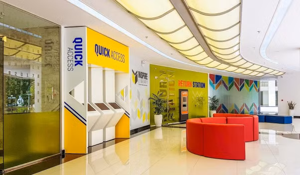 Trả sách tự động tại Thư viện - một trong những công trình phục vụ người học tại TDTU.