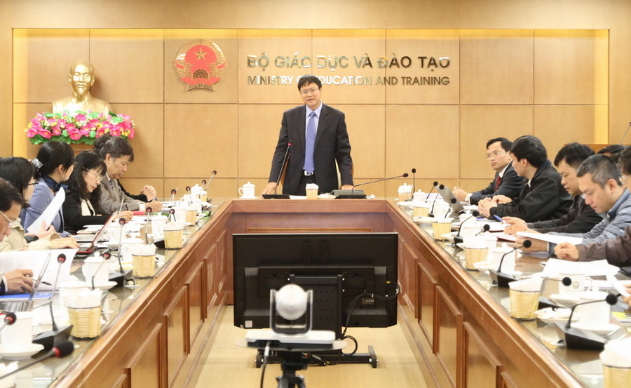 Thứ trưởng Bộ GD&ĐT Lê Hải An chủ trì Hội thảo.