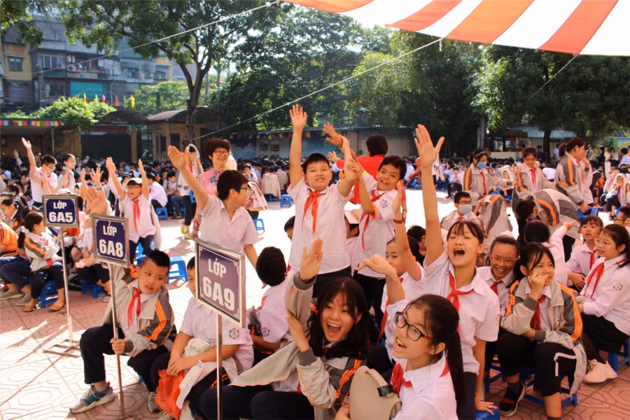 Học sinh Trường THCS Thành Công, Ba Đình, HN tổ chức phát động hưởng ứng Ngày pháp luật Việt Nam (9/11).