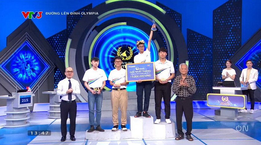 Đặng Hoài Bảo giành vòng nguyệt quế Olympia. Đặng Hoài Bảo giành vòng nguyệt quế Olympia.