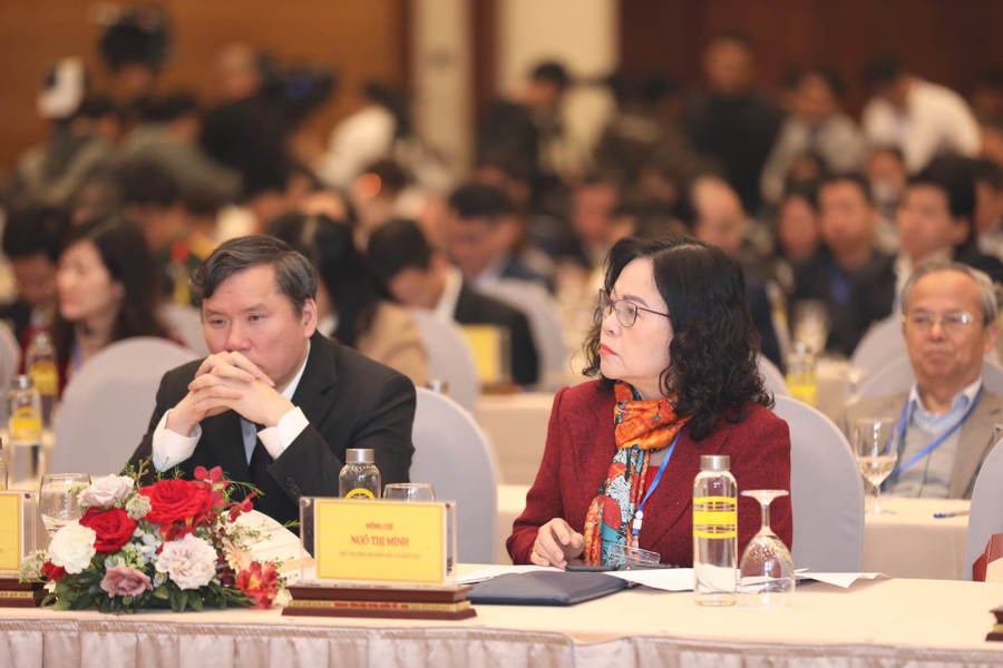 Thứ trưởng Bộ GD&ĐT Ngô Thị Minh dự hội thảo. Thứ trưởng Bộ GD&ĐT Ngô Thị Minh dự hội thảo.