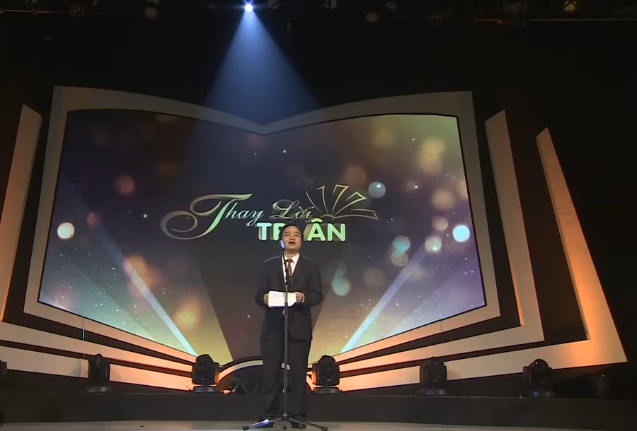 Bộ trưởng Bộ GD&ĐT Phùng Xuân Nhạ phát biểu khai mạc chương trình