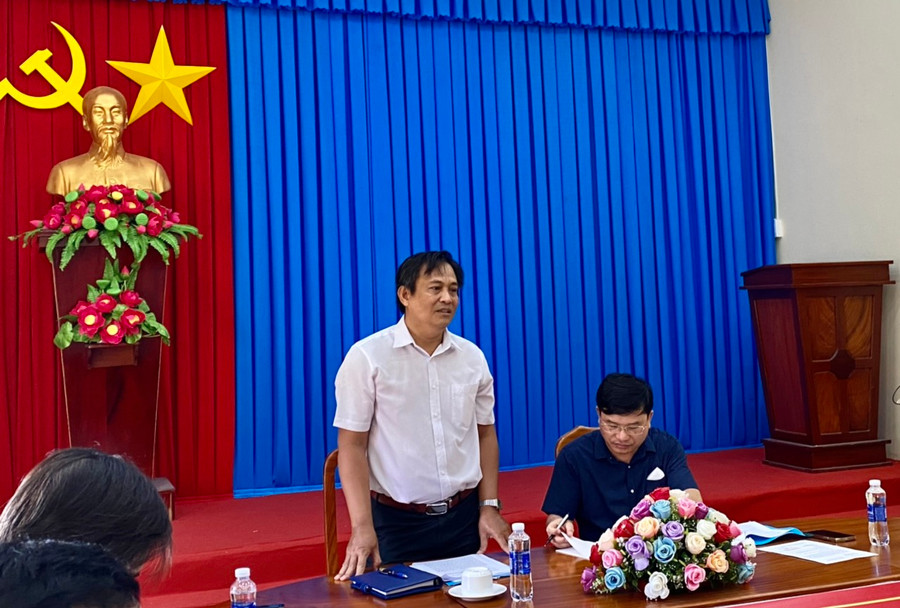 Ông Thạch Tha Lai - Phó giám đốc Sở GD&ĐT tỉnh Trà Vinh chia sẻ. Ảnh Ngô Chuyên. Ông Thạch Tha Lai - Phó giám đốc Sở GD&ĐT tỉnh Trà Vinh chia sẻ. Ảnh Ngô Chuyên.